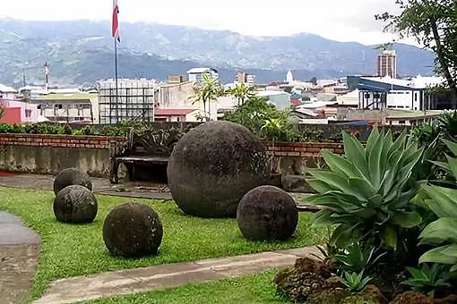 哥斯达黎加巨型石球真想是什么 - 1