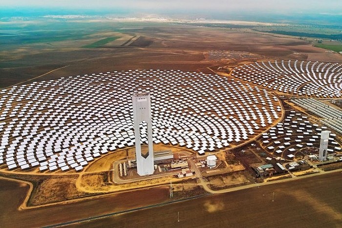Concentrated-Solar-Power-Plant-777x518.jpg