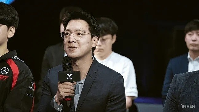 kkOma：夏季赛我能做的就是管理选手的状态、理解当前的版本 - 1