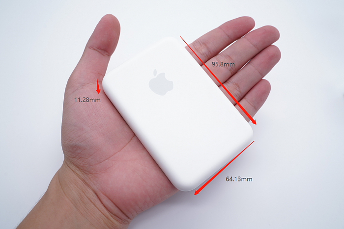 苹果官方首款MagSafe磁吸无线充电宝评测 - 16