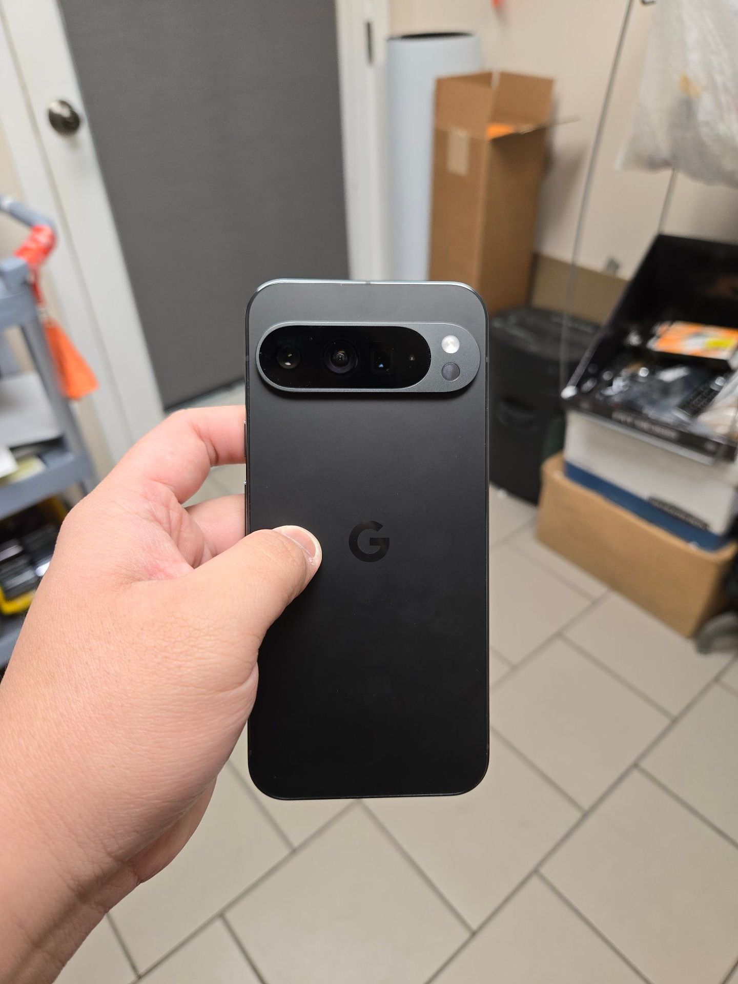 粉色版谷歌 Pixel 9 Pro XL 手机真机曝光 - 5