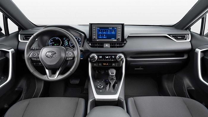 新款丰田RAV4官图发布 配置大增油耗仅4.6L - 6