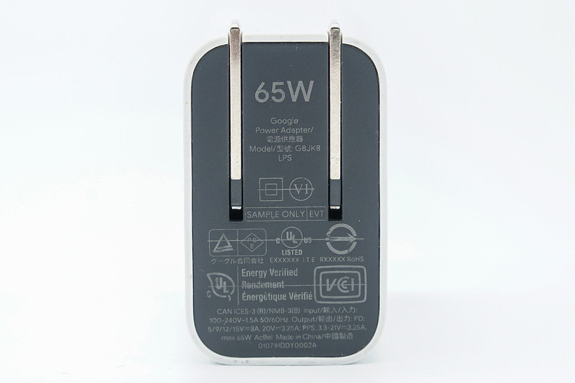 谷歌 65W 充电器曝光：体积小巧，功率密度高达 1.13W / cm³ - 4