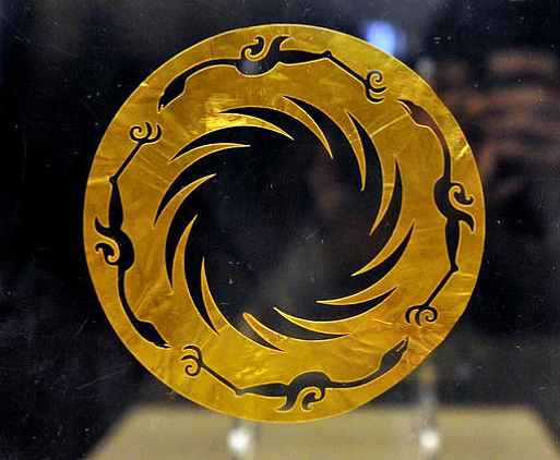 金沙遗址博物馆的璀璨珍宝——太阳神鸟 - 1