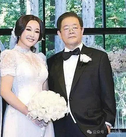 74岁交往8个男友毫不意外？刘晓庆当年三次出轨的狗血情史堪称内娱第一名 - 49