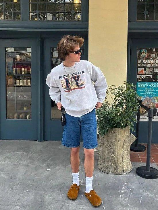 「牛仔短裤」是 Cleanfit 男宝的夏日标配，Rocky、TS 接连上身 - 11