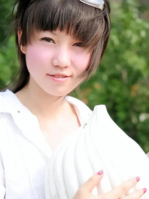 裸模张筱雨年轻时拍写真火爆超刘亦菲，现将近 40 岁仍单身 - 13