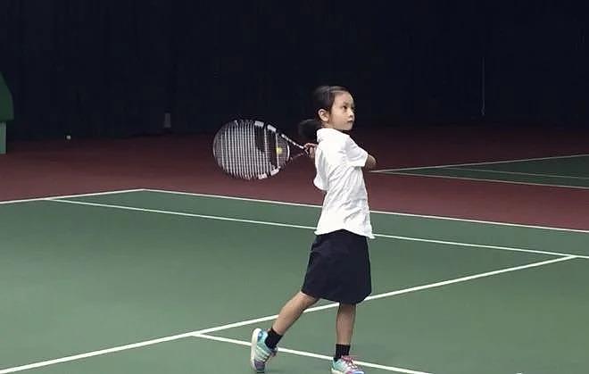 网传田亮女儿森碟已走上网球职业选手道路，曾师从休伊特 - 13