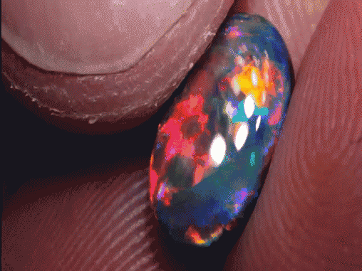 十月生辰石 | 它拥有着世间最绚丽的色彩，它像是星辰大海更像是极光川流 - 13