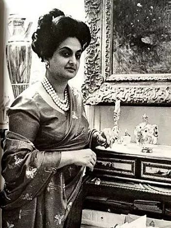 印度王妃：拥有300多件顶级珠宝，地毯镶着150万颗珍珠，一生奢靡 - 22