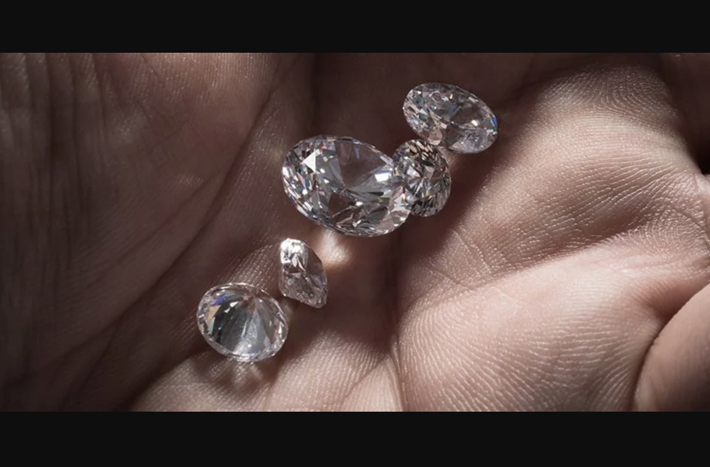 新研究发现，一些稀有钻石是由曾经活着的生物的遗骸形成的 - 1