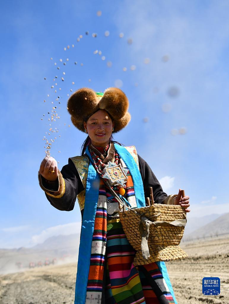 雪域高原沧桑巨变 高质量发展前程似锦——西藏百万农奴解放 63 周年发展成就综述 - 5