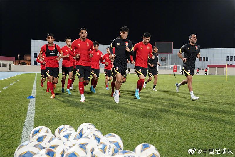 世预赛中国男足将战沙特队，“每一个队员心里都憋着一股劲” - 2