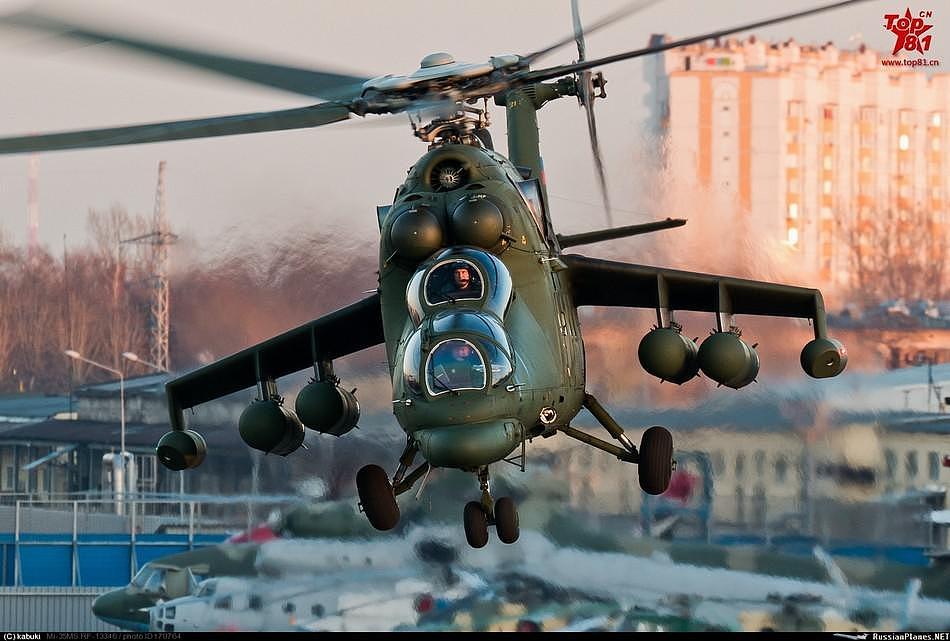 乌媒：乌军击落了一架俄罗斯 VIP 要员运输直升机 - 2