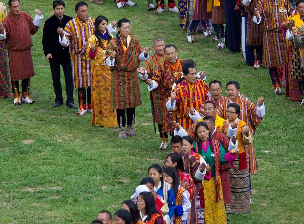 亚洲颜值天花板的不丹王室，一生爱一人的故事是真的吗 - 65