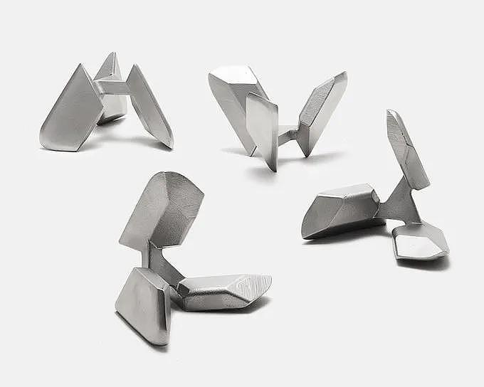 纽约设计师设计的金属拼图魔块，由四块完全相同的不锈钢组成！ - 8