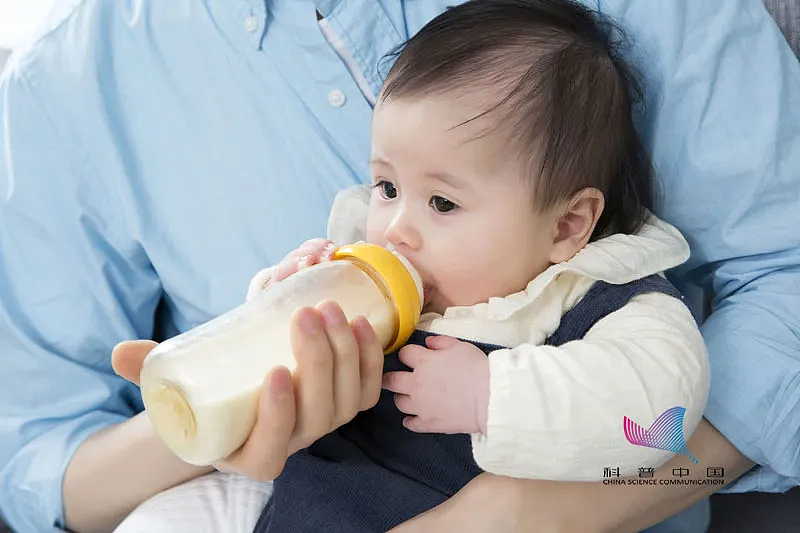 蔬菜水冲奶粉竟致新生儿中毒？这些冲奶的误区，很多人仍不知道 - 4