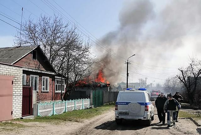 两架乌克兰直升机进入俄罗斯领空，袭击城镇致数人受伤 - 1