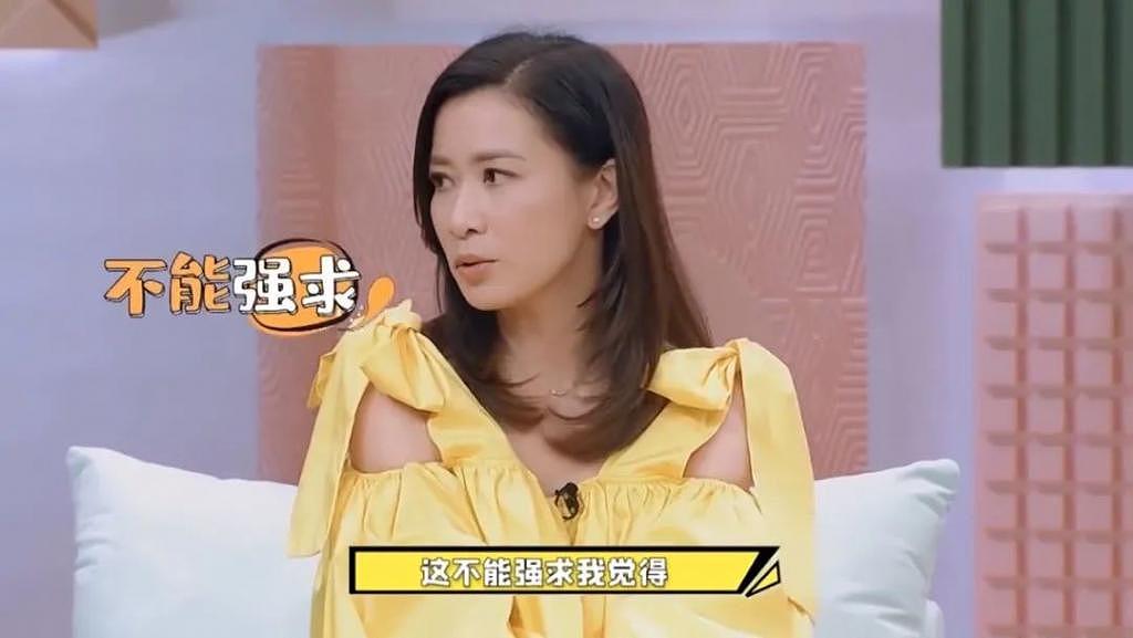 48 岁佘诗曼近照：拒嫁豪门、无儿无女，她怎么活成这样 - 25