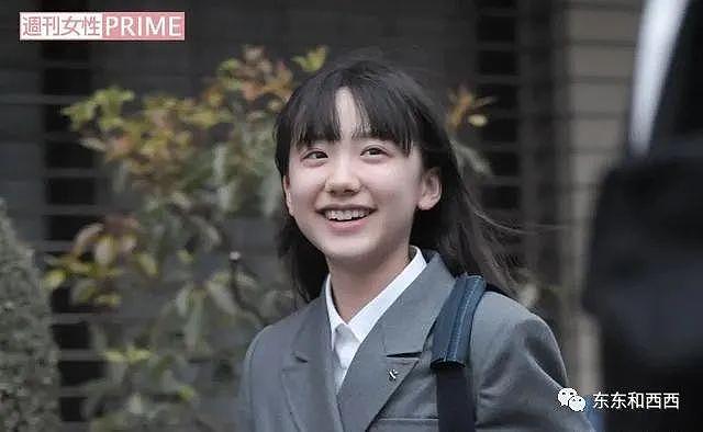 那个亲过木村的女孩长大了，连日本王室都看上她 - 29