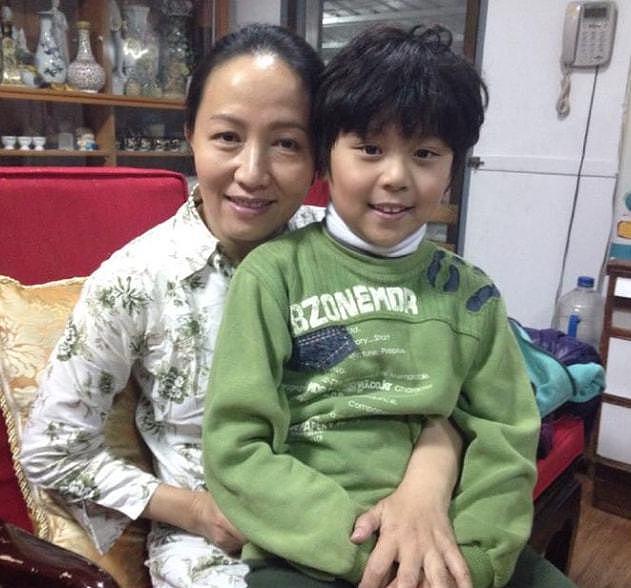 51 岁女演员洪绮阳被发现死于家中，未婚无子一个人孤独离去 - 6