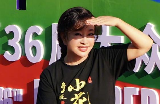 刘晓庆上热搜，进过监狱，4 婚 3 离：骂她的人都不装了… - 1