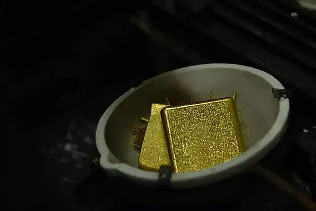 黄金饰品加工费为什么会相差这么大？制作过程揭秘 - 11