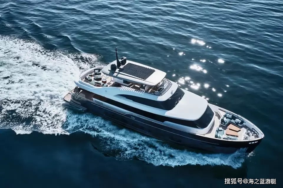 阿兹慕麦哲伦25米游艇，碳纤维技术和最新科技在游艇中的应用 - 5