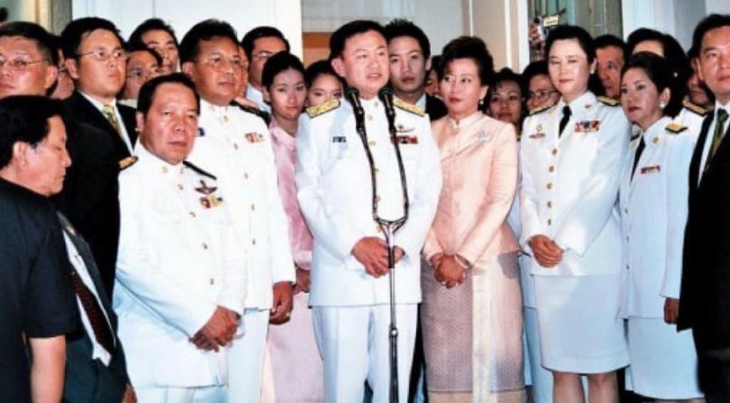 英拉的侄女又进入政坛了，泰国华裔巨商家族的荣耀与流亡之路…… - 71