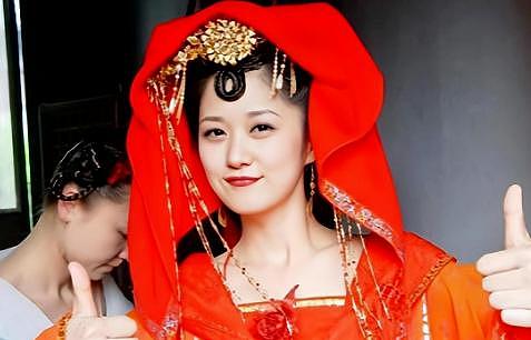 43 岁“刁蛮公主”张娜拉想复出，但她已经永失中国观众的信任 - 18