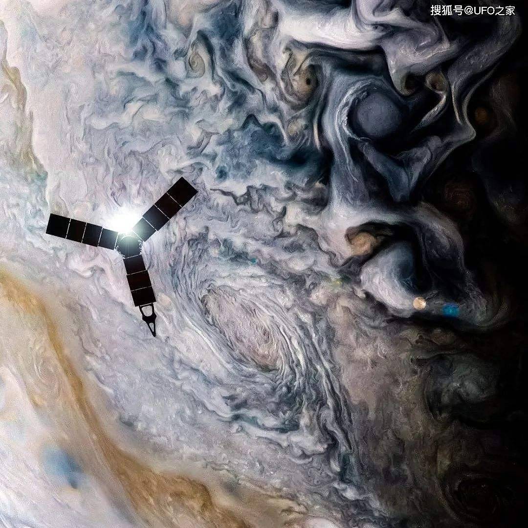 朱诺号木星探测器，拍到木星云层暗影，是木卫三的影子？ - 9