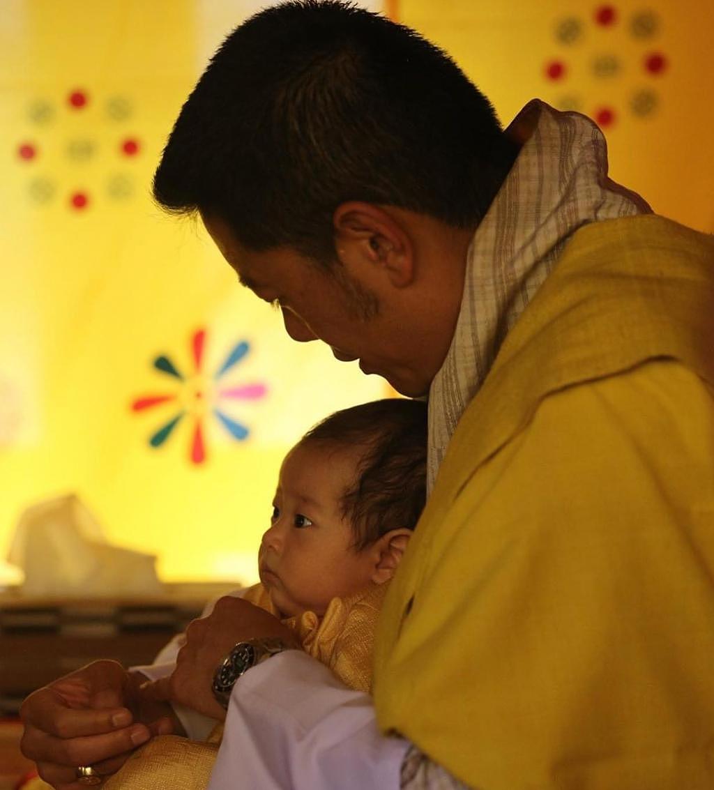 亚洲颜值天花板的不丹王室，一生爱一人的故事是真的吗 - 95