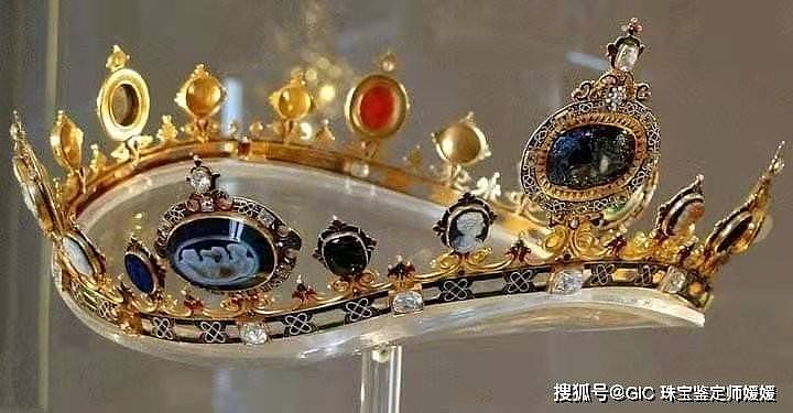 英国最富有的贵族，收藏珍稀奇宝，这七件首饰个性十足且来源显赫 - 4