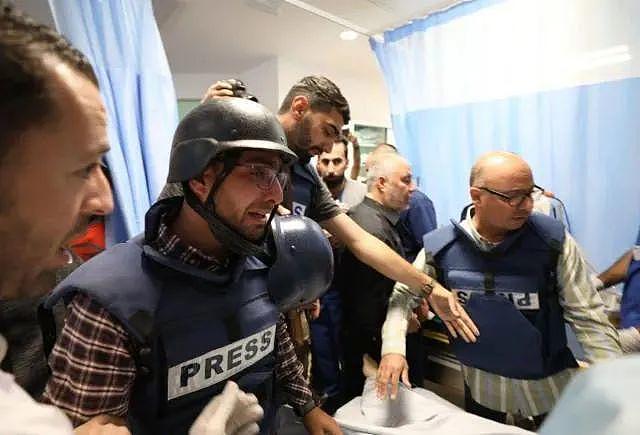 被称为“巴勒斯坦声音”的战地女记者突然被枪杀，是谁扣动了扳机 - 9
