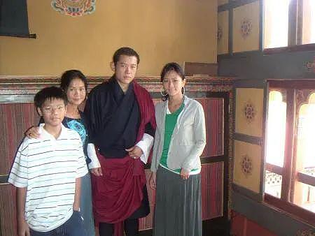 亚洲颜值天花板的不丹王室，一生爱一人的故事是真的吗 - 144