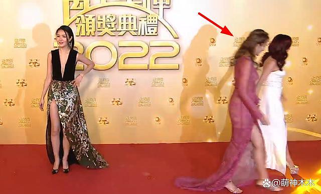TVB 颁奖礼红毯太精彩：踩裙子、争位置，明星现场上演宫心计 - 18