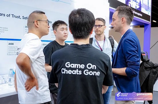 合作签署、专家分享，反外挂体验！腾讯游戏安全亮相Gamescom2024 - 4