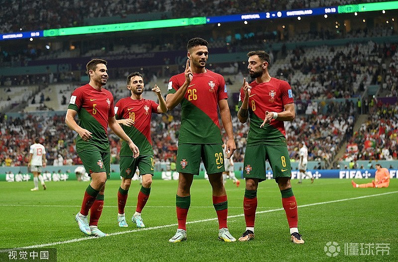 葡萄牙vs瑞士：“铁腰”捧红新星，老帅神作梦回2016 - 1