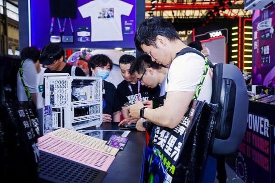 2023 ChinaJoy走进Cooler Master展台领略30年+的产品技术创新，酷冷至尊中国区总经理谢黎明亲自上阵 - 8