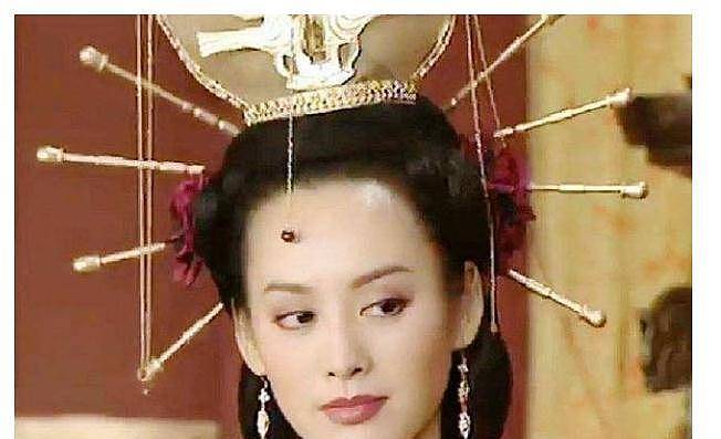 满头金簪古代贵族造型：佟丽娅好看，李沁颜王，热巴冷艳 - 4