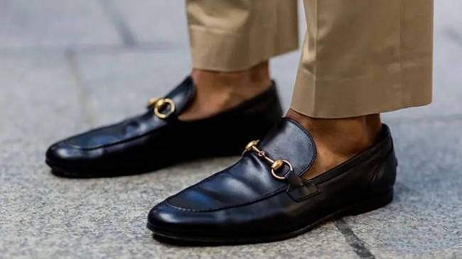 你知道这款代表财富和身份的男鞋，是如何让全球女性为之着迷么 - 2