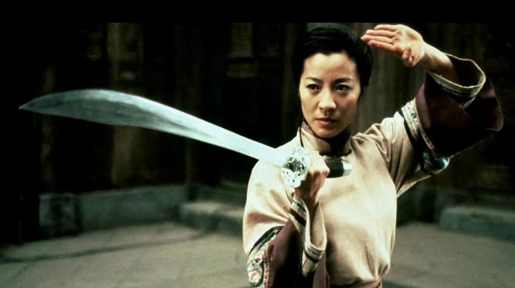 恭喜！杨紫琼被奥斯卡最佳女主角提名，88 年来首位亚裔提名者令人骄傲 - 5