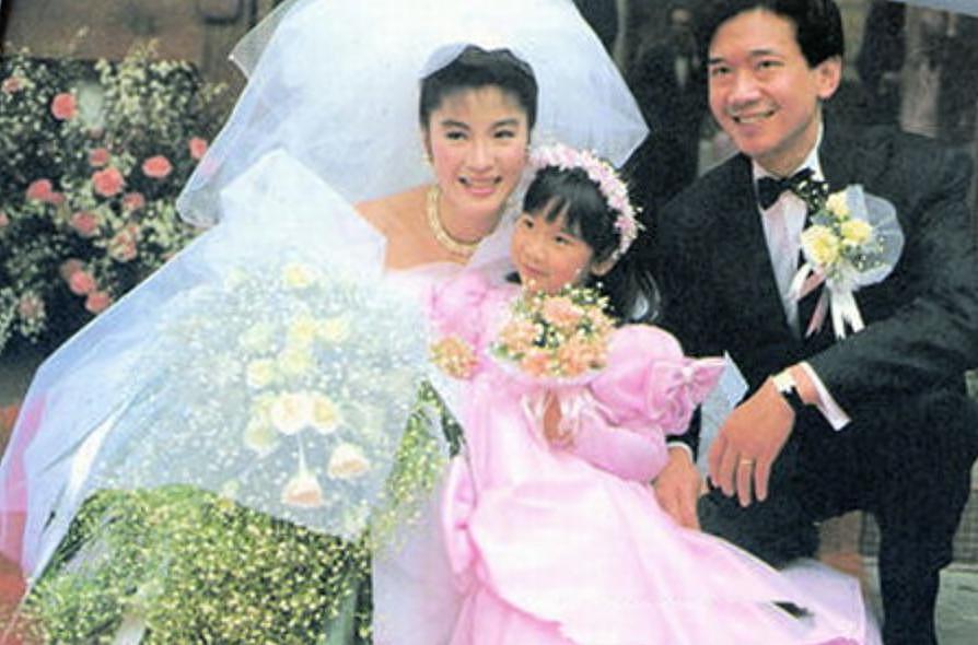 杨紫琼、林青霞嫁入豪门当后妈，女明星的继女们长大后还好么 - 4