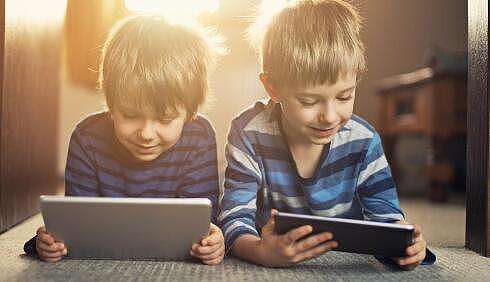 网瘾难断，玩物丧志，面对沉迷于网络的孩子，父母需要做三件事 - 7