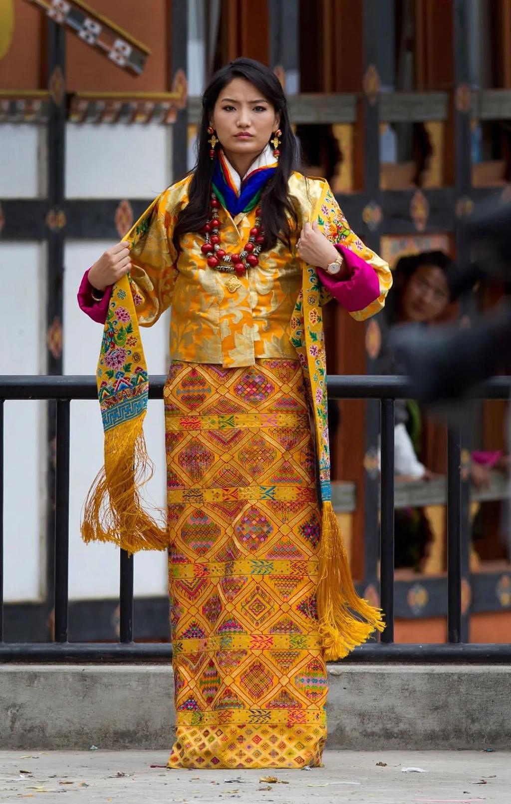亚洲颜值天花板的不丹王室，一生爱一人的故事是真的吗 - 70