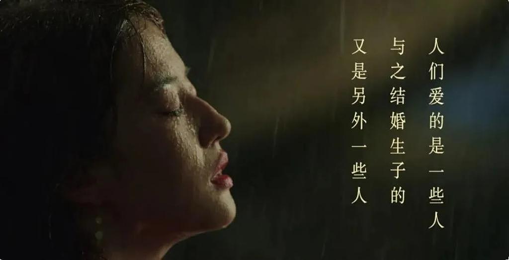 刘亦菲拍吻戏太欲了，被男演员按在墙上亲，网友：这谁顶得住 - 19