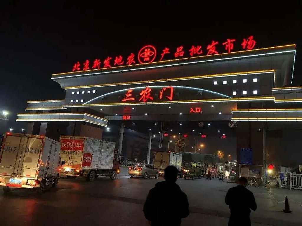 入场费 500 万！最惨五一结束后，北京最大“不夜城”，彻底红了 - 1