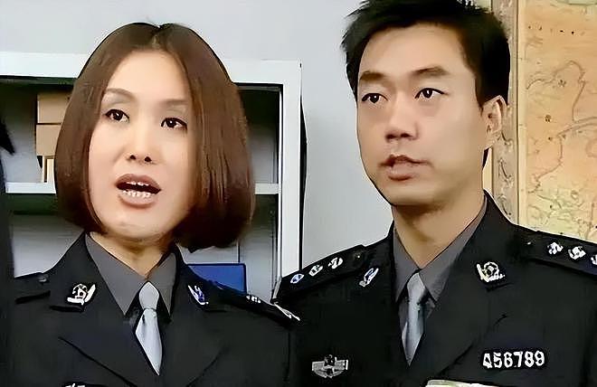董勇：演了一辈子警察，穷得靠香妃刘丹接济，45 岁被嫂子“逼婚” - 5