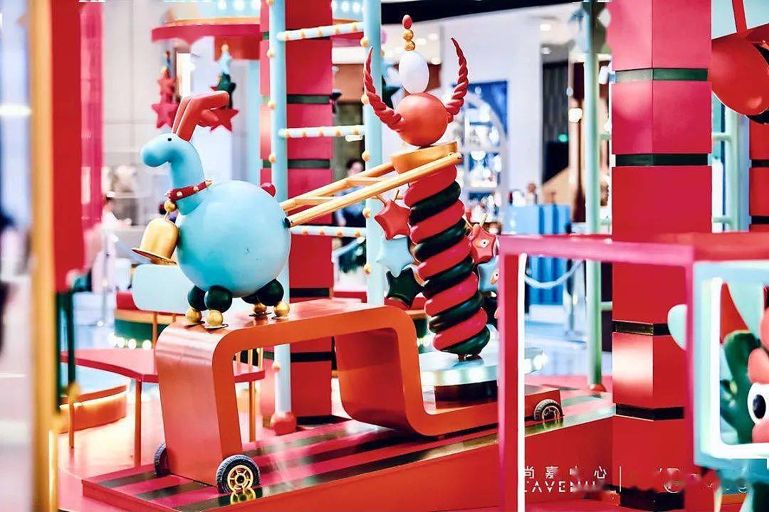 上海首棵圣诞树亮灯！O’DREAMS​ 尚嘉中心2021圣诞美陈装置，带你梦入童话王国！ - 16