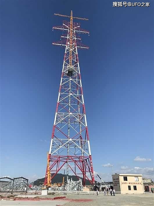 世界最高输电铁塔封顶，比埃菲尔铁塔还高61米，又创7项世界纪录 - 2